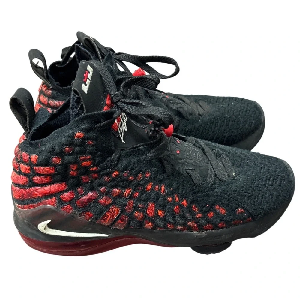 Nike LeBron 17 Black University Red Kids Basketball Shoes BQ5594-001 Size 6Y